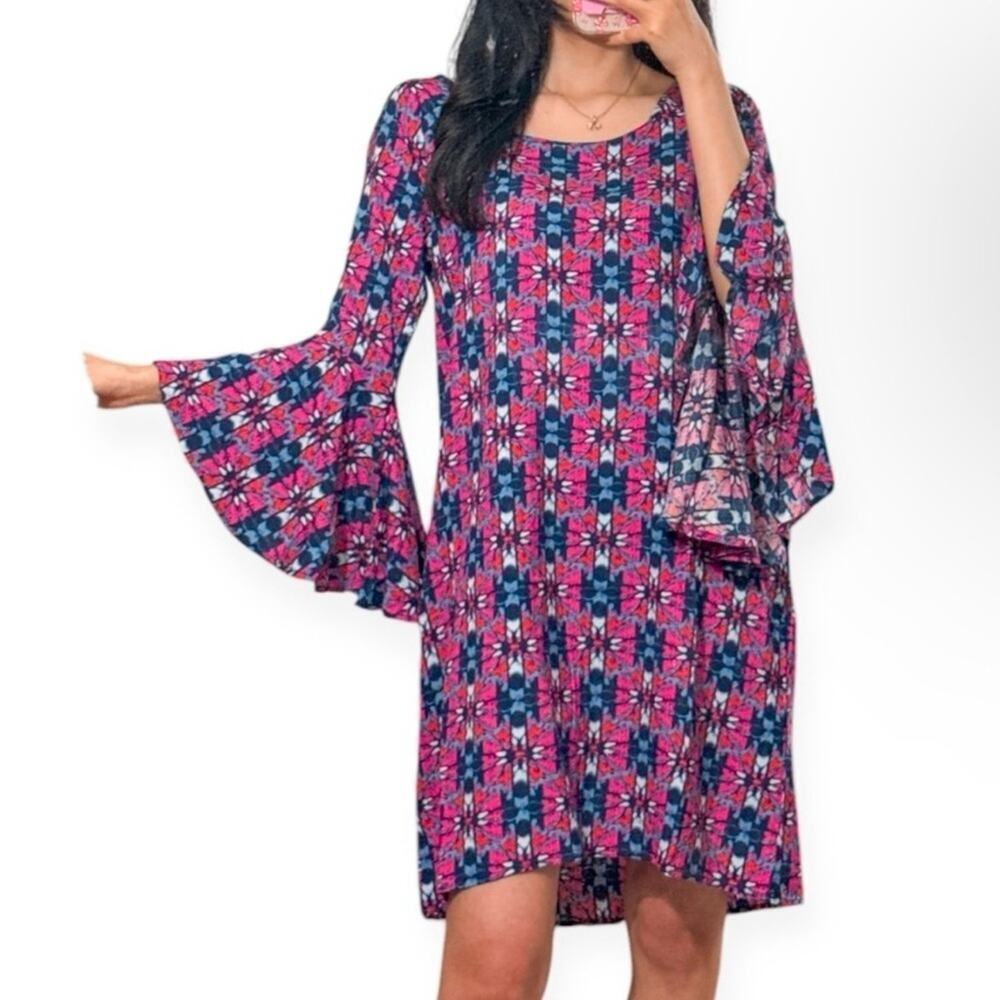 Pink and Blue Fireside Spark Becca Flared Sleeve Knee Dress Small Medium